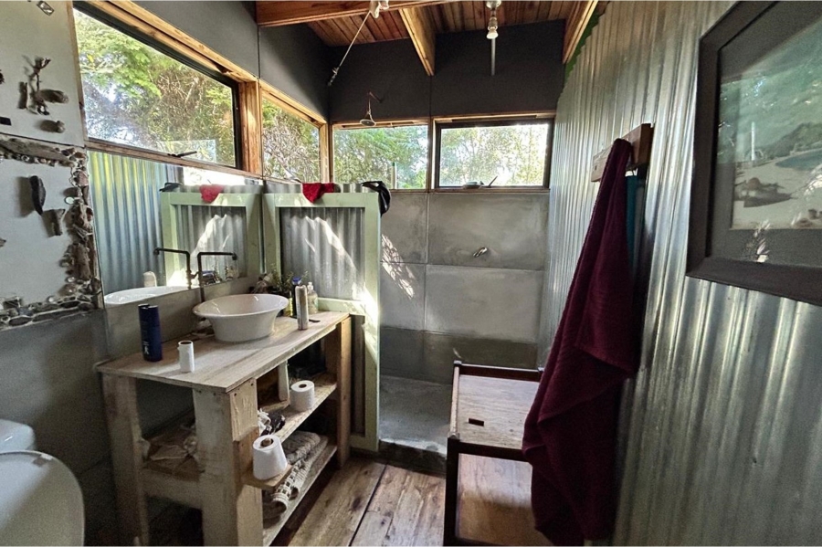 3 Bedroom Property for Sale in Sunrise On Sea Eastern Cape